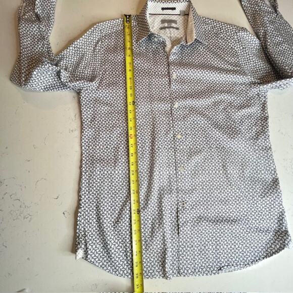 Ted Baker London Black & White Geometric Button Up Shirt Like New! Size 5 - Picture 8 of 16